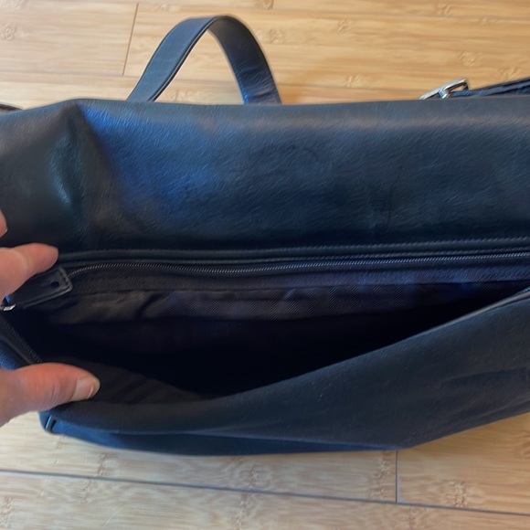 Brooks Brothers Leather/Canvas Messenger Bag Laptop Bag Black - Picture 6 of 17